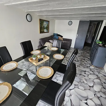 Apartman Fleuri *
